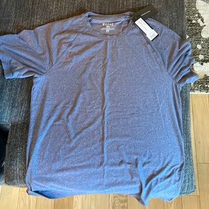 Rhone Reign Short Sleeve Workout T-Shirt - Blue / Medium (M) - NWT